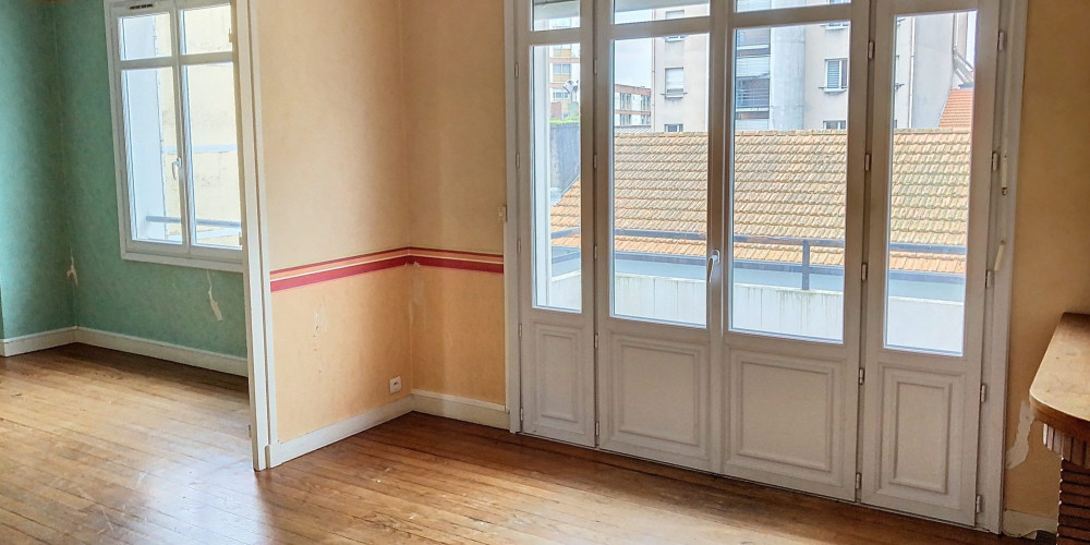 appartement à PAU (64000)