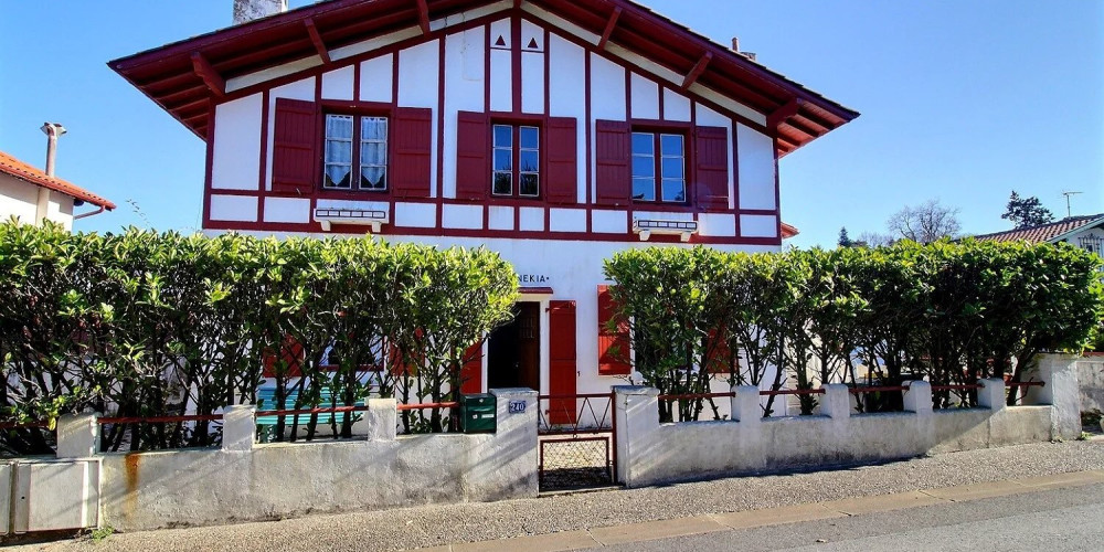 maison à GUETHARY (64210)