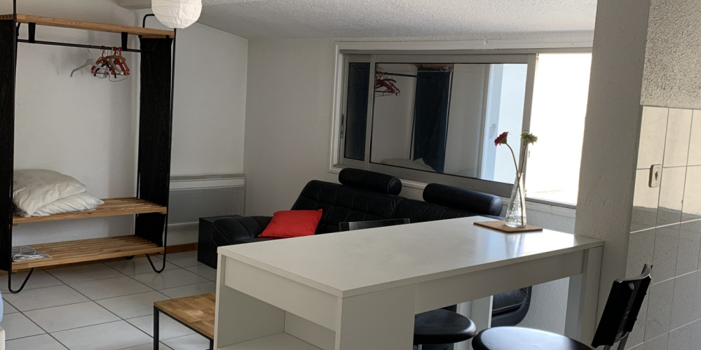 appartement à PAU (64000)