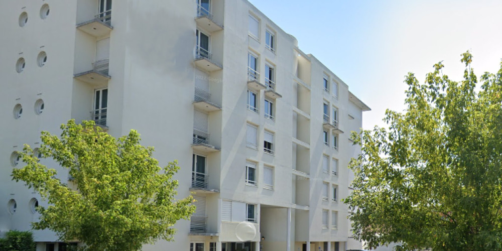 appartement à PAU (64000)