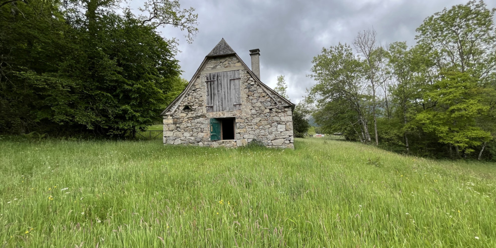 maison à AUCUN (65400)