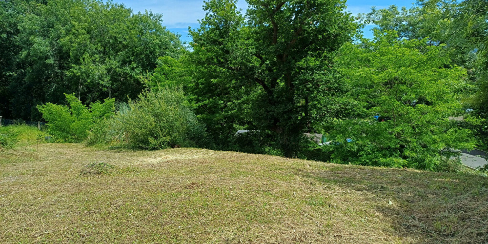 terrain à ST PEE SUR NIVELLE (64310)