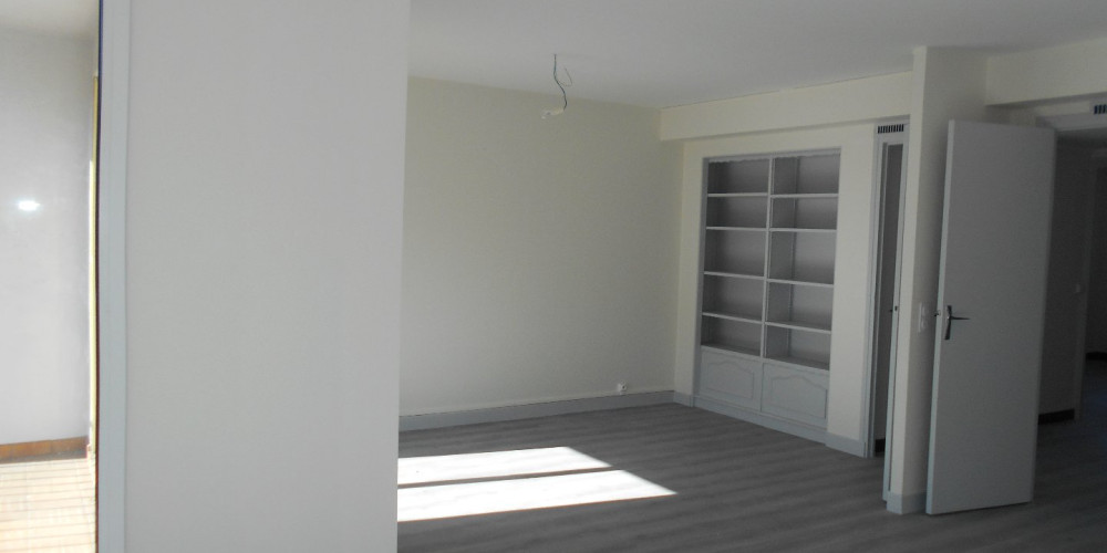 appartement à LANNEMEZAN (65300)