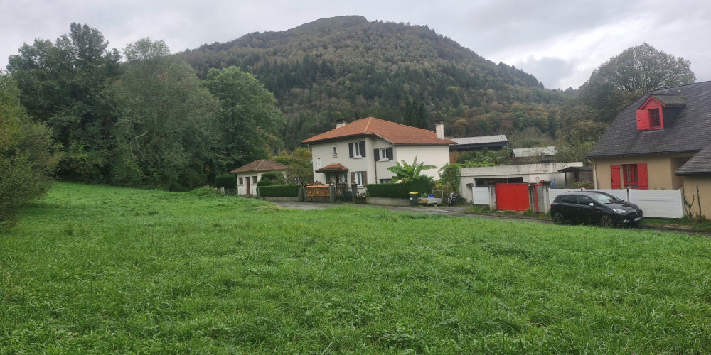 terrain à LOURDES (65100)