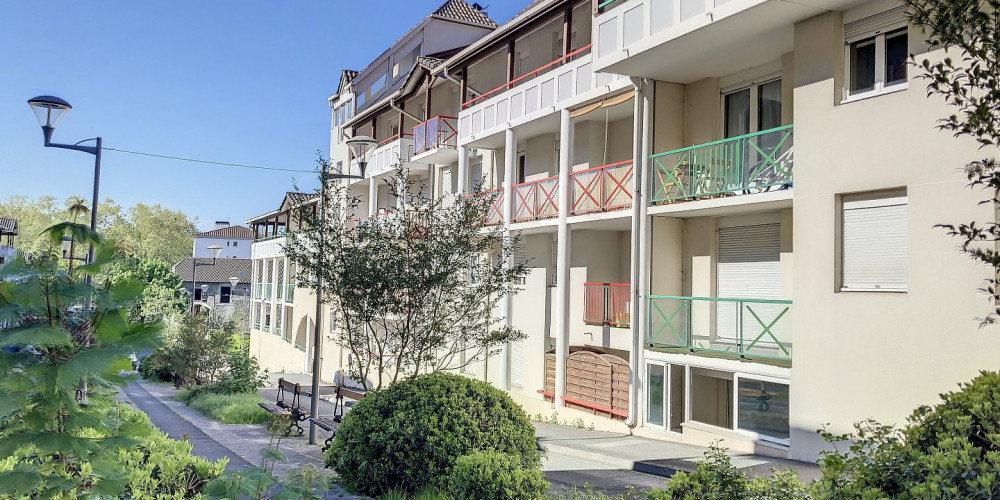 appartement à PAU (64000)