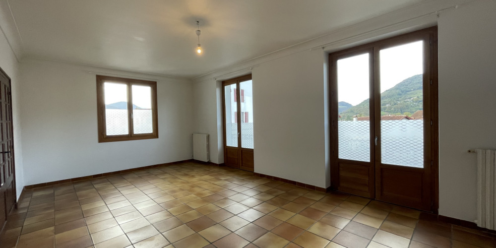 appartement à ST JEAN PIED DE PORT (64220)