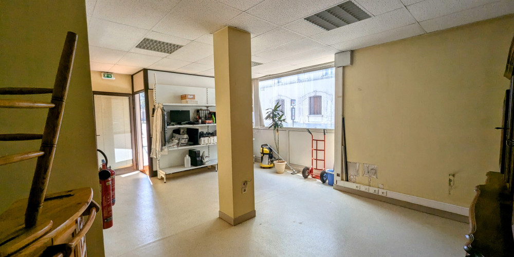 local commercial à TARBES (65000)