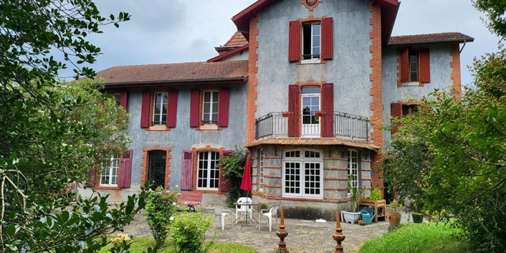 maison à PUYOO (64270)