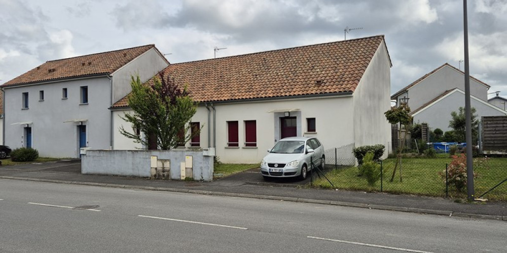 maison à SAUVETERRE DE BEARN (64390)