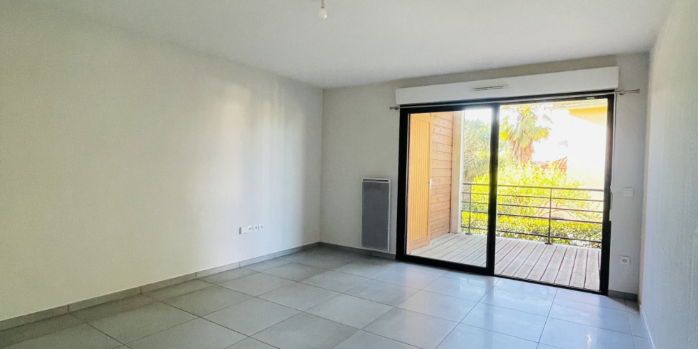 appartement à PAU (64000)