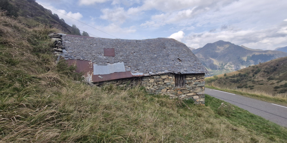 maison à LUZ ST SAUVEUR (65120)