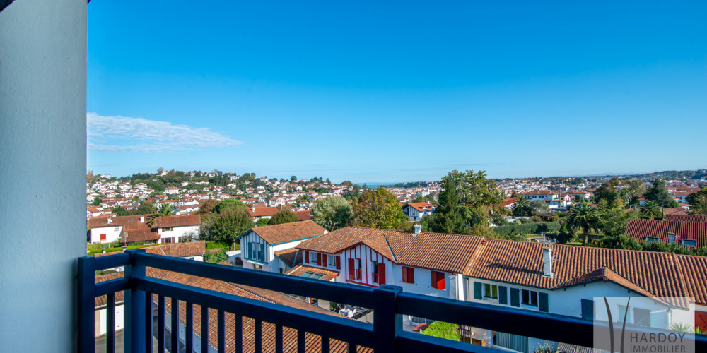 appartement à URRUGNE (64122)