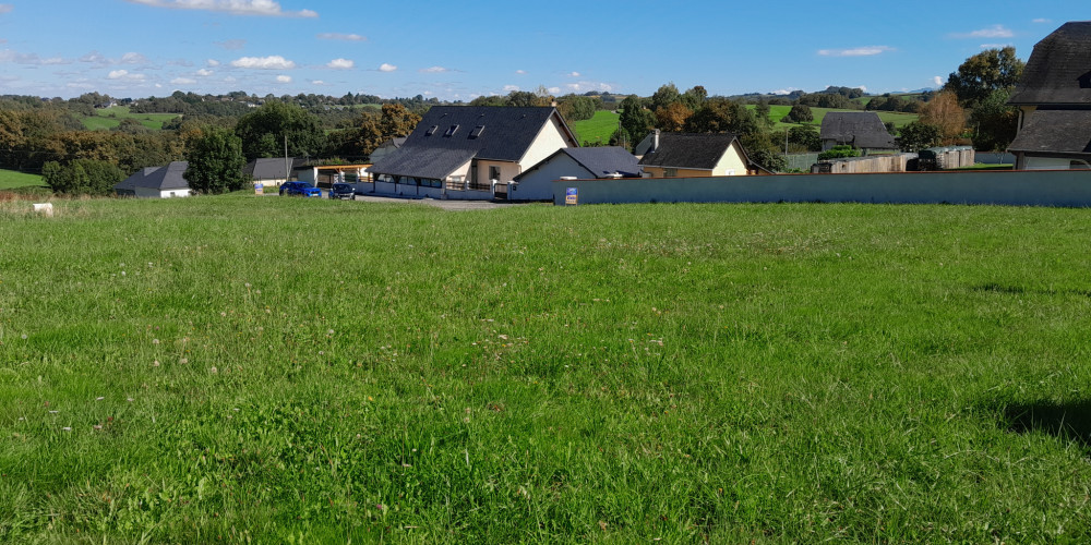 terrain à LAYRISSE (65380)