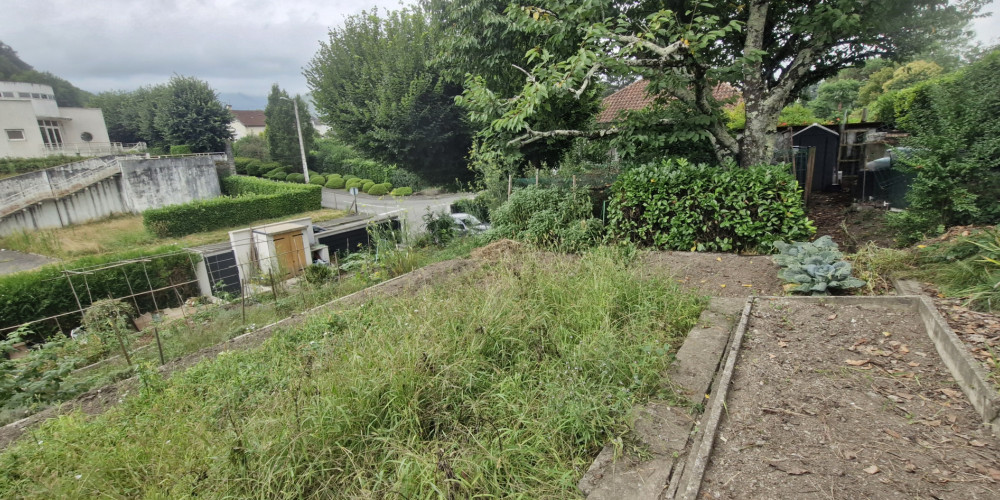 terrain à LOURDES (65100)