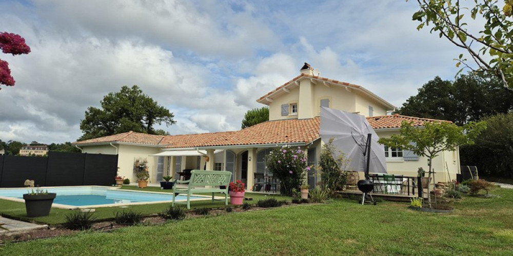 maison à SALIES DE BEARN (64270)