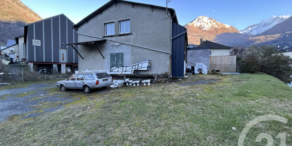 maison à LUZ ST SAUVEUR (65120)