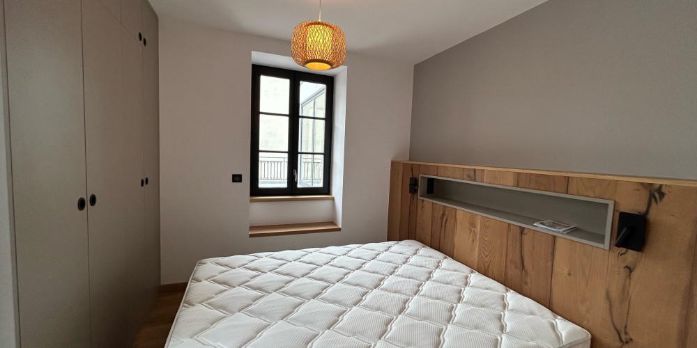 appartement à UHART CIZE (64220)