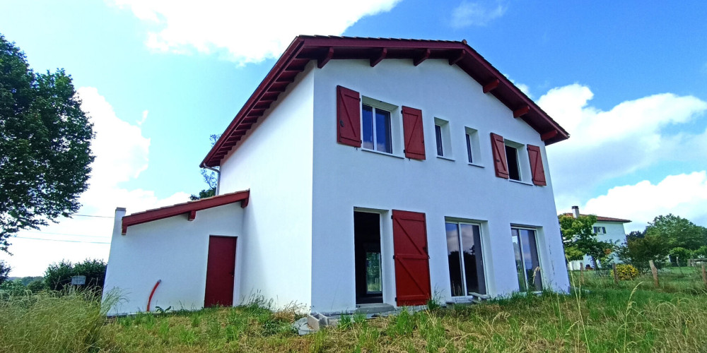 maison à ARBONNE (64210)