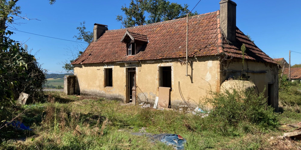 maison à LEMBEYE (64350)