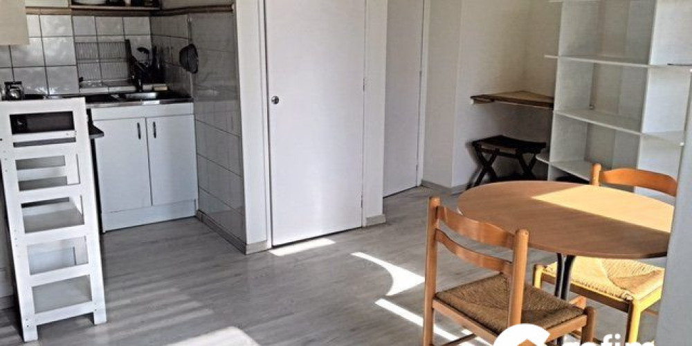 appartement à PAU (64000)