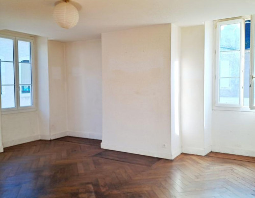 appartement  NAY