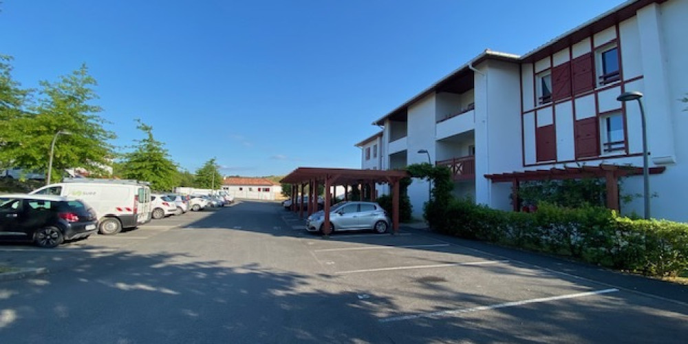 appartement à USTARITZ (64480)